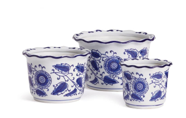 Barclay Butera Dynasty Scalloped Pot (3 Sizes) SMALL