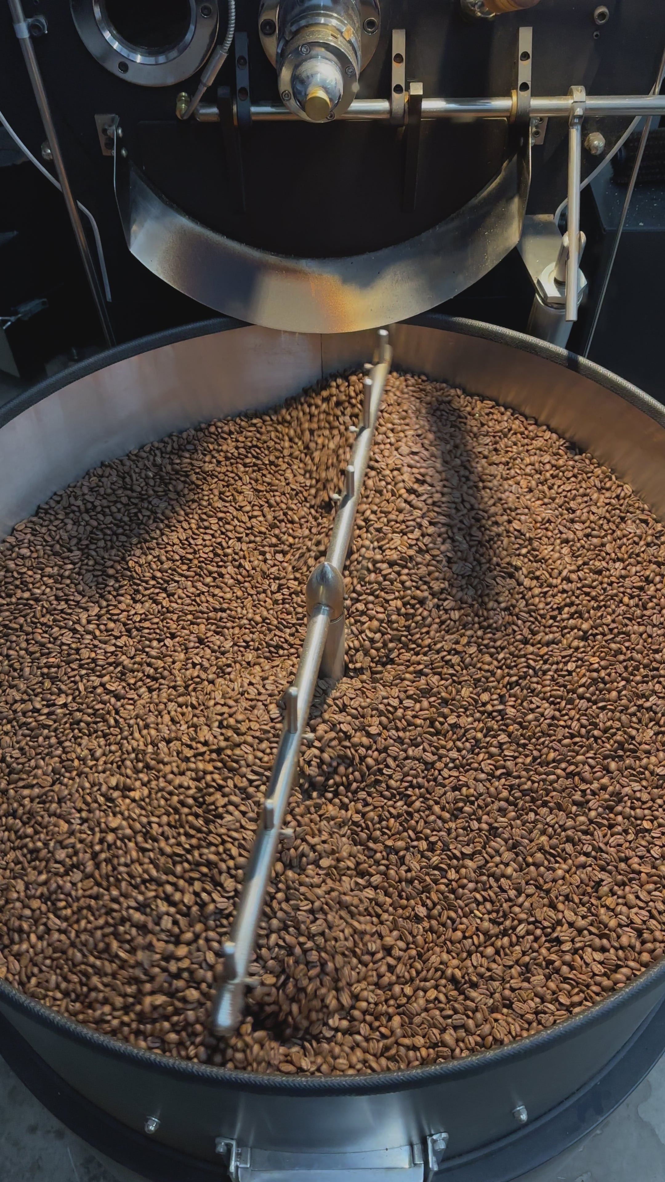 Load video: Fresh Roasted Coffee